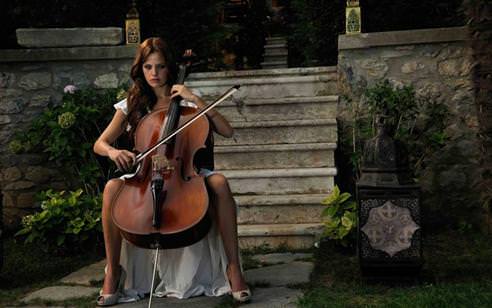 Naz'ın da artık bir sevgilisi var!