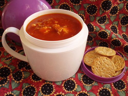 Pirinçli domates çorbası