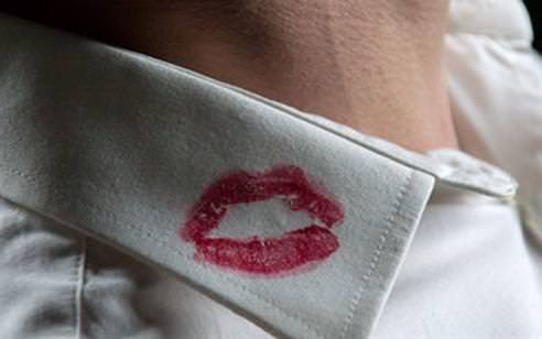 Aldatılan insanlar kanser hastası gibi acı çeker