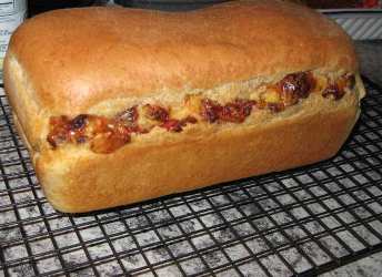 Kuru domatesli, biberiyeli ekmek