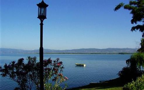 Poyraz eski bir takvimin yapraklarını araladı, beni Mudanya'ya bıraktı