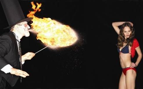 Deniz kenarında bile şıklığınızdan taviz vermeyin!