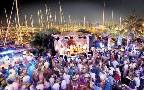 Kim demiş "Bodrum bitti," diye