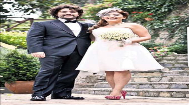 Şebnem'in 1 kocası ve 3 görümcesi var artık...