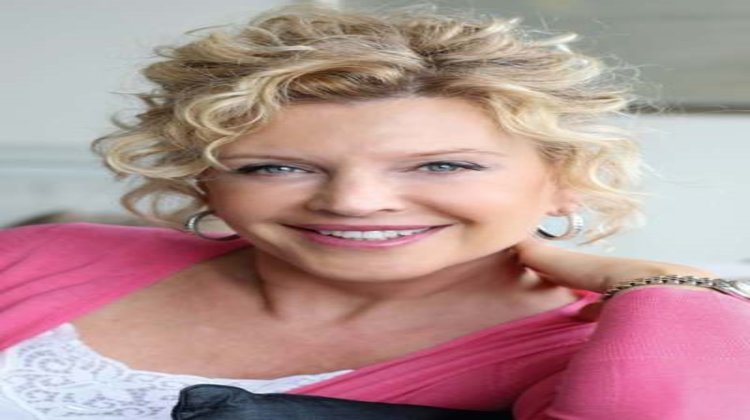 Yanında erkek olan kadın daha çok saygı görüyor!