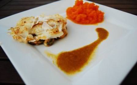 Tahin soslu fırında balık