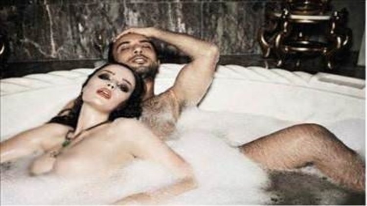 Tarkan sessizliğini bozdu