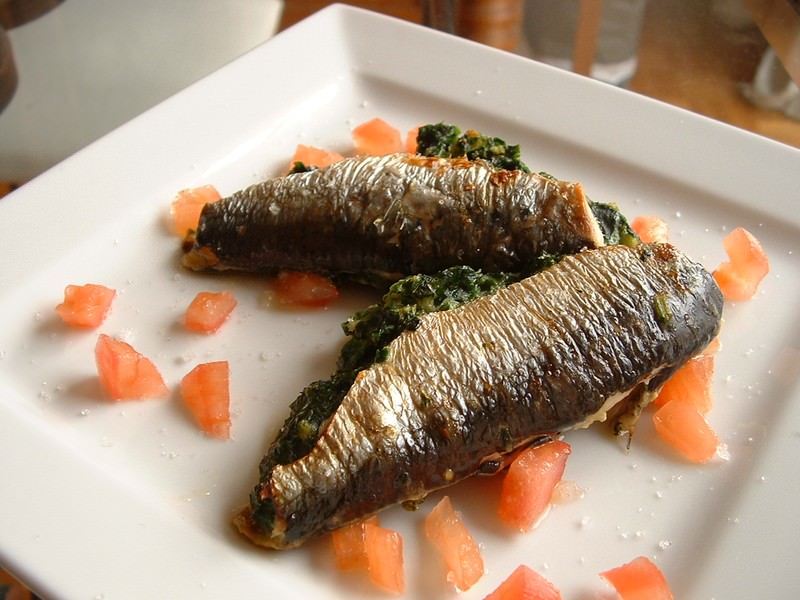 Fe usulü mikrodalga balık dolma