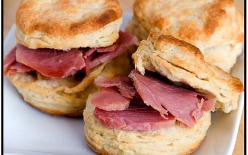 Güney’li ayran bisküvisi