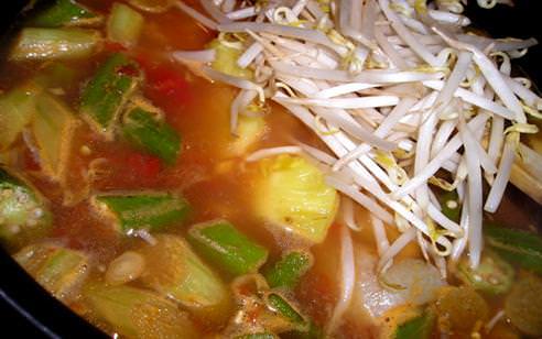 Tatlı ekşi balık yahnisi