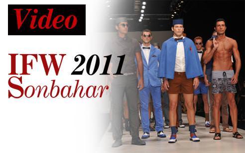 Niyazi Erdoğan defilesi