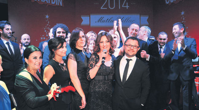 Günaydın'ın yeni yıl partisine ünlü akını