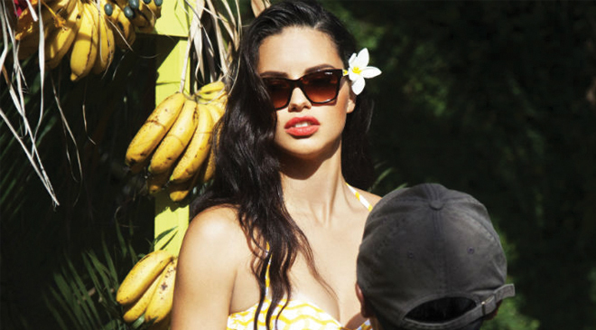 Adriana Lima Vogue Eyewear’ın marka yüzü oldu