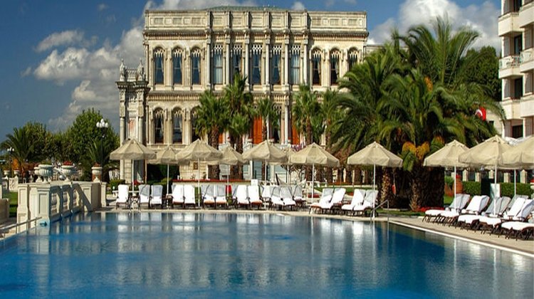  İstanbul'daki en iyi havuzlar