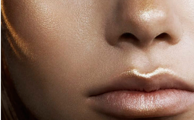 Makyajda yeni trend Strobing hakkında her şey