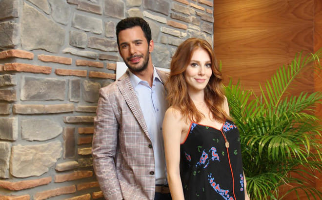 En beğenilen dizi çifti Ömer ve Defne oldu