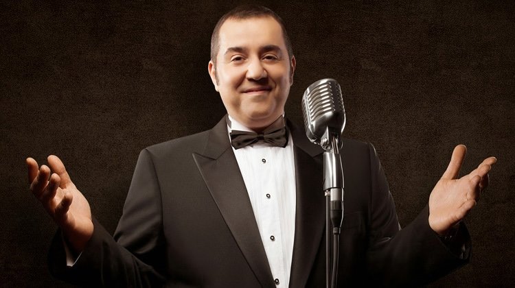 Ata Demirer kaza geçirdi