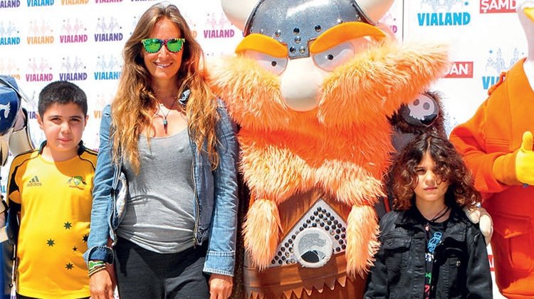 Ünlü isimler ve çocukları Vialand’de bir araya geldi