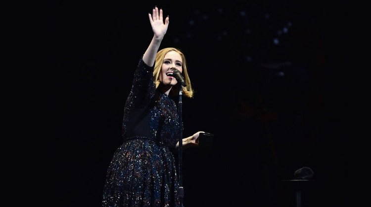 Adele: Ailemin bir kısmı Türk