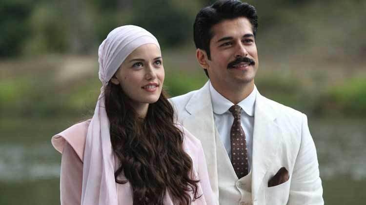 Fahriye Evcen Burak Özçivit'le ilişkisini nasıl kurtardı?