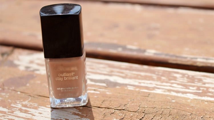  Ten renginize uygun nude oje seçme rehberi