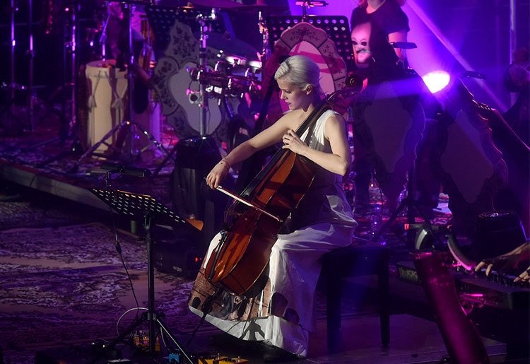 Dünyaca ünlü iki dev konser geliyor