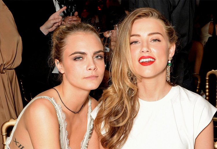 Cara Delevingne ve Amber Heard birlikte mi?