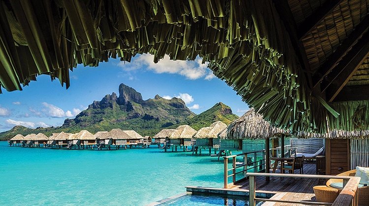 En romantik ada Bora Bora