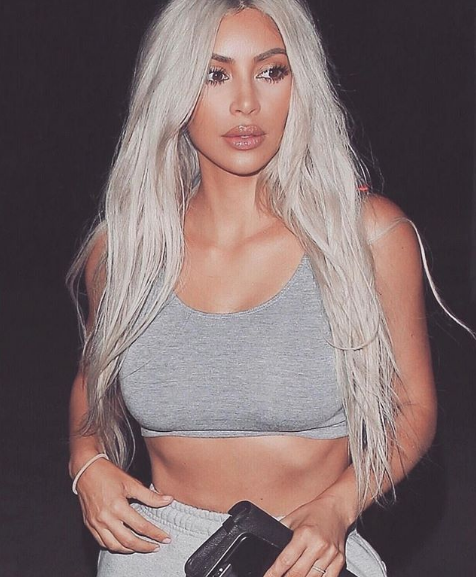 Kim Kardashian doğacak bebeğinin cinsiyetini açıkladı