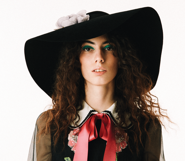 Her şey gerçeklik için