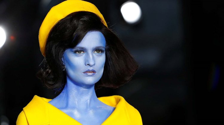 Moschino 2018-19 Sonbahar/Kış