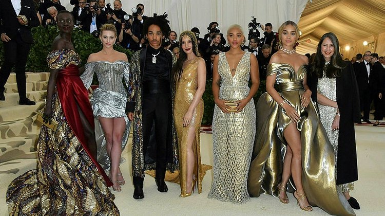 Met Gala 2018'de şıklık yarışı