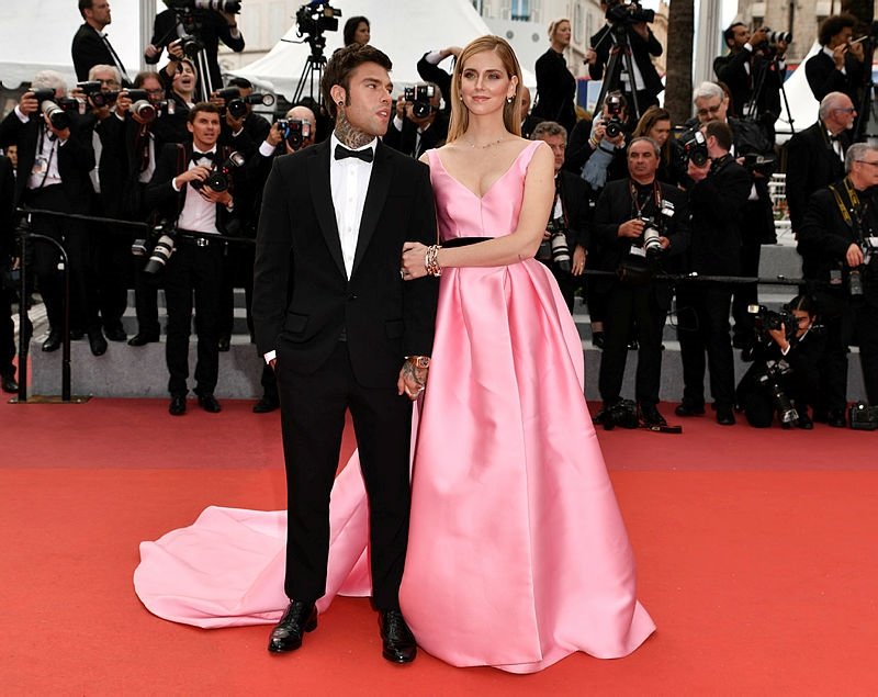 Çiçeği burnunda anne-baba Cannes’da