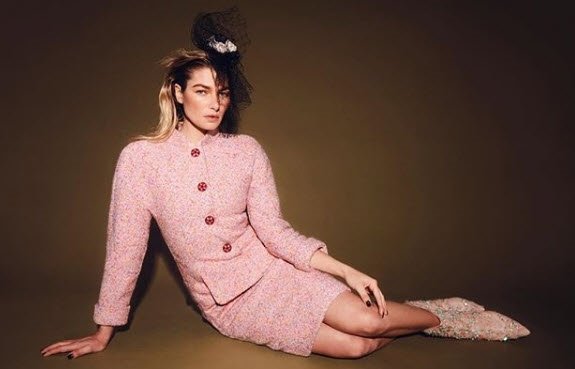 Buzda dans podyuma veda