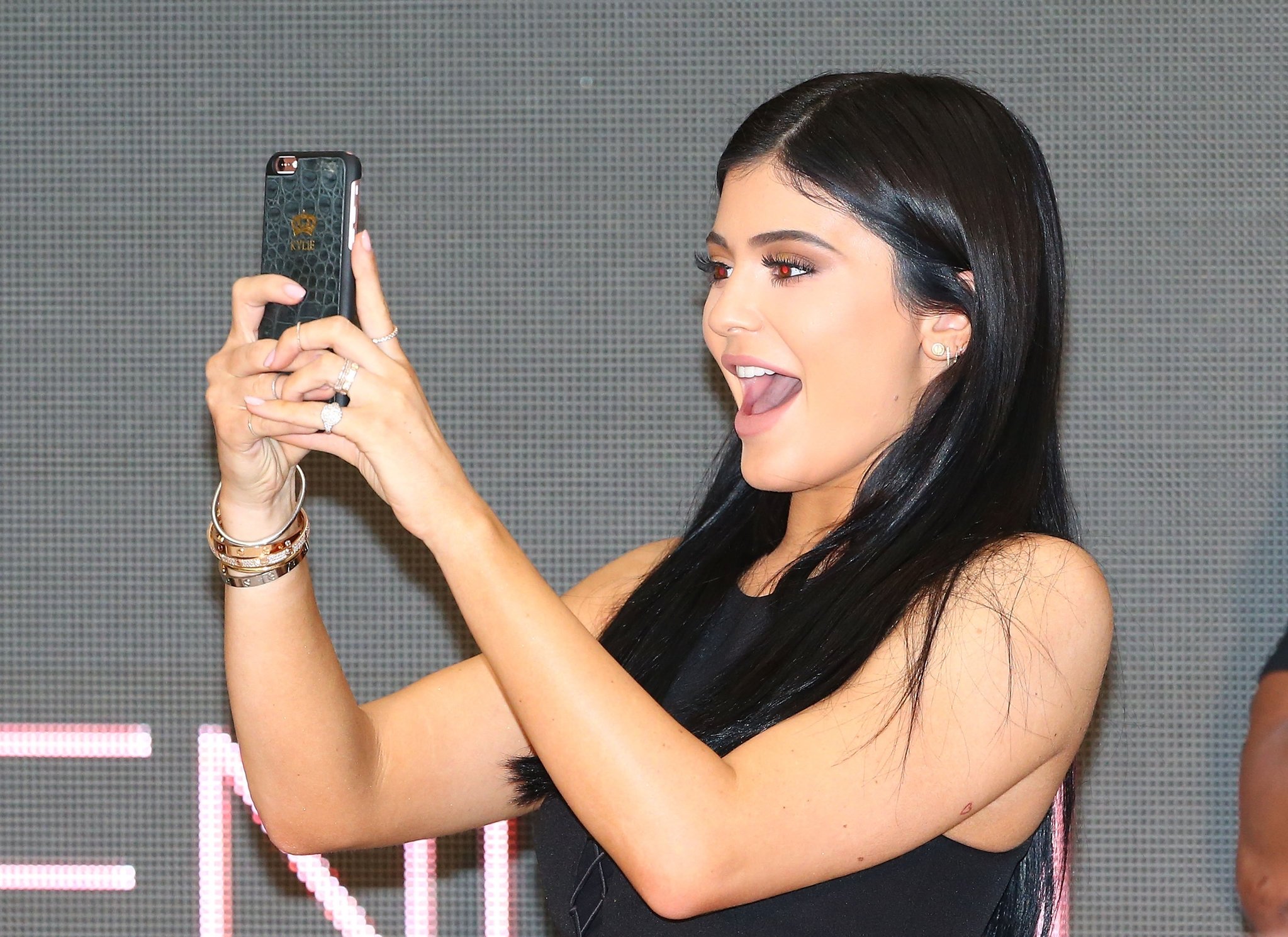 Instagram'ın en çok kazanan ismi Kylie Jenner!