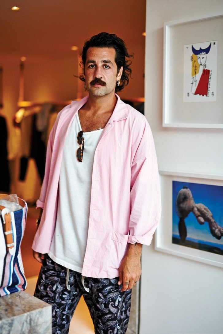 '74Escape x Ümit Benan sunar