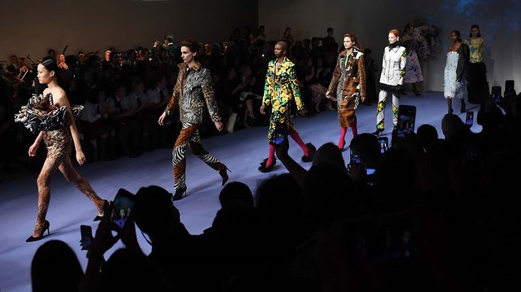 Richard Quinn 2019 İlkbahar/Yaz