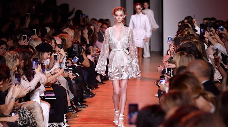 Elie Saab 2019 İlkbahar/Yaz koleksiyonu