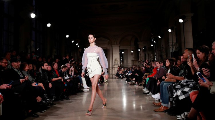 Esteban Cortazar 2019 İlkbahar/Yaz koleksiyonu