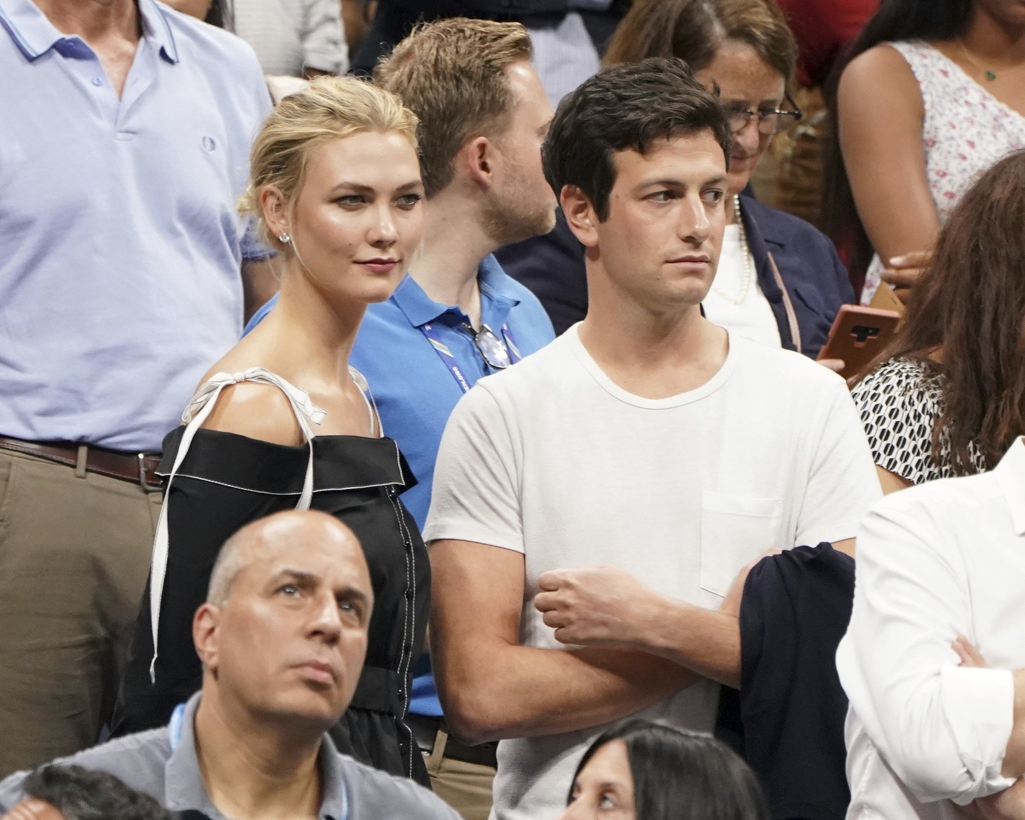 Joshua Kushner, Karlie Kloss'un gizli düğün fotoğrafını paylaştı