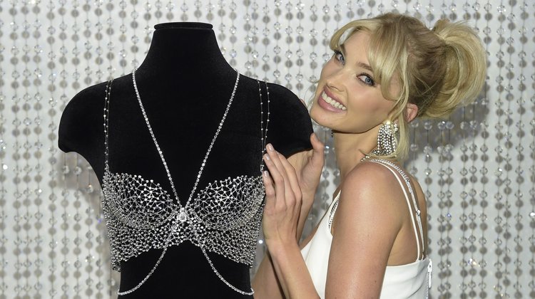 Victoria's Secret'ın 2018 Fantasy Bra Modeli: Elsa Hosk!
