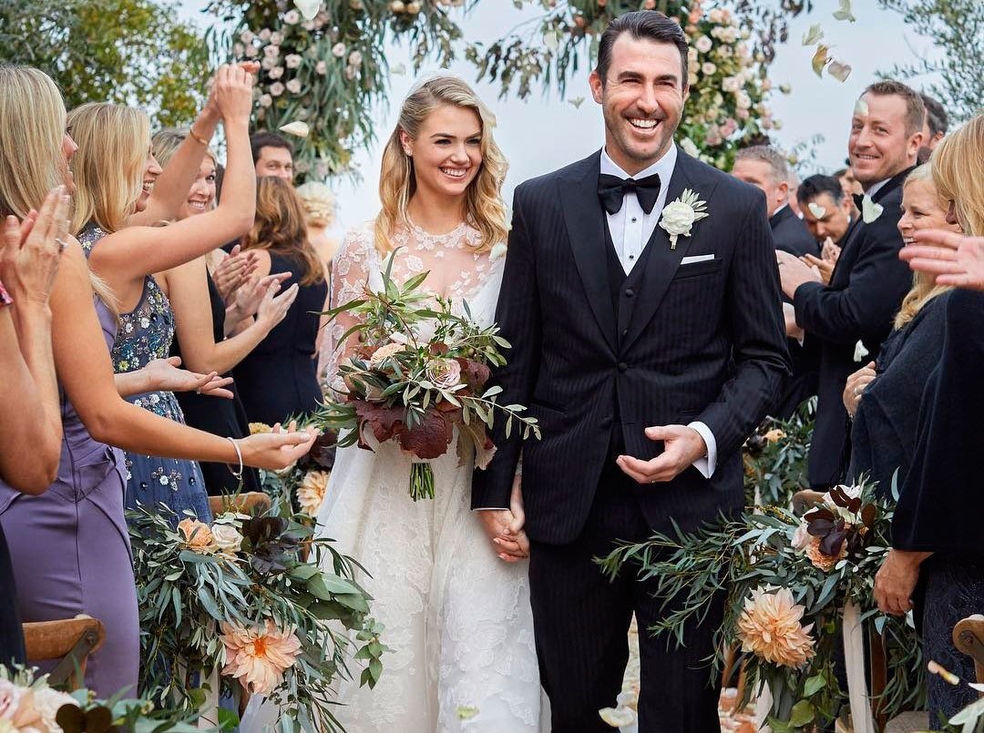 Kate Upton anne oldu!