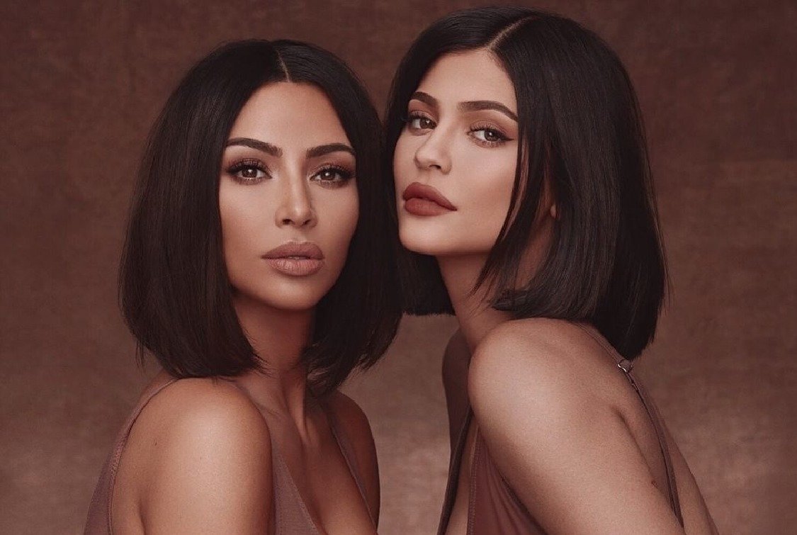 Kim Kardashian-Kylie Jenner'den ortak makyaj koleksiyonu!