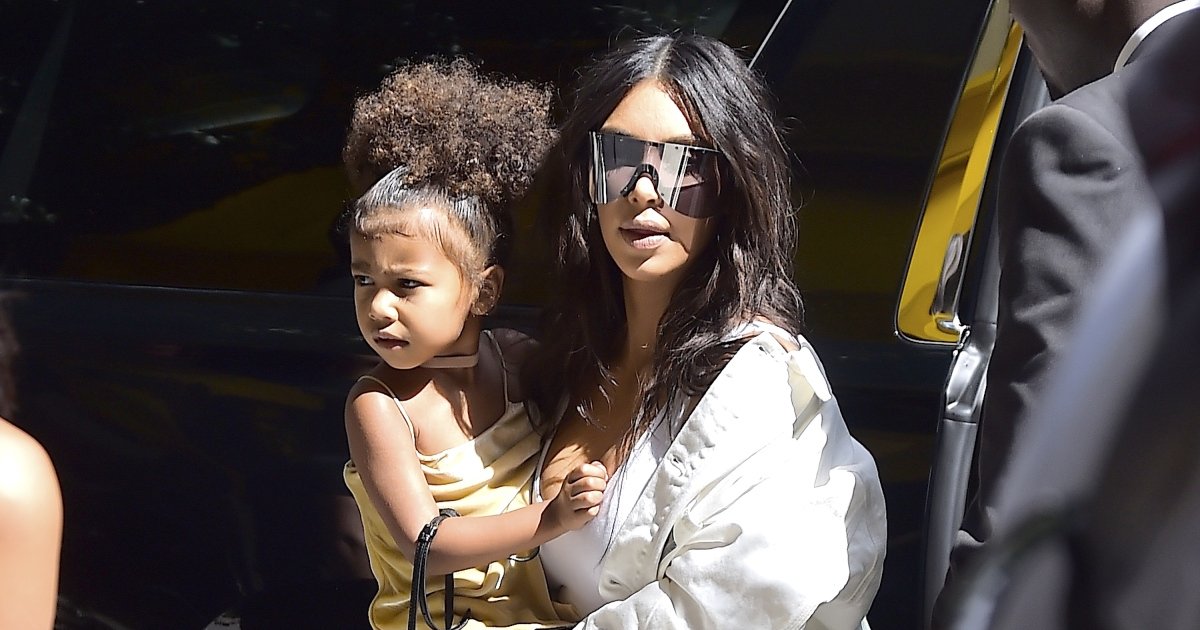 Kim Kardashian kızına photoshop mu yaptı?