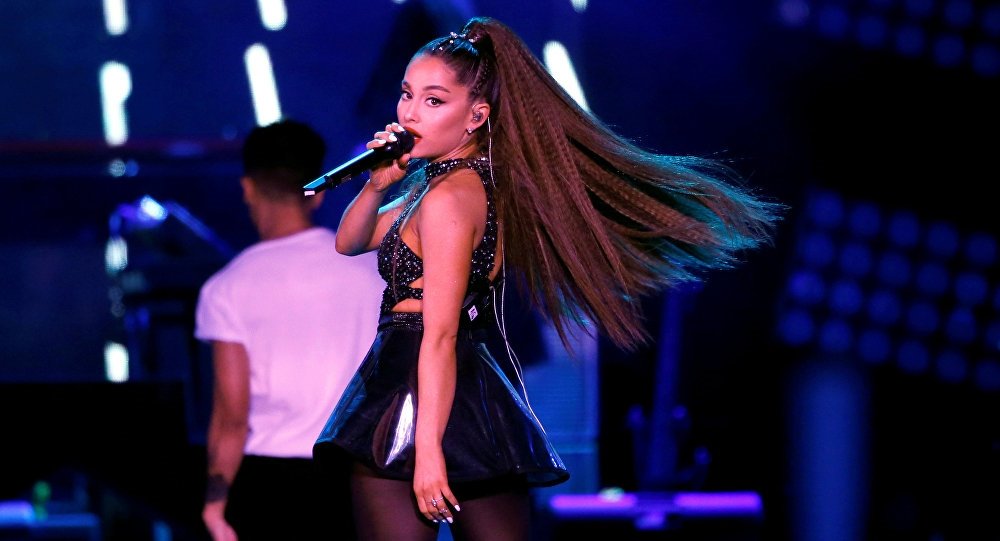 Ariana Grande'den iddialara yanıt: Rahat bir nefes alın