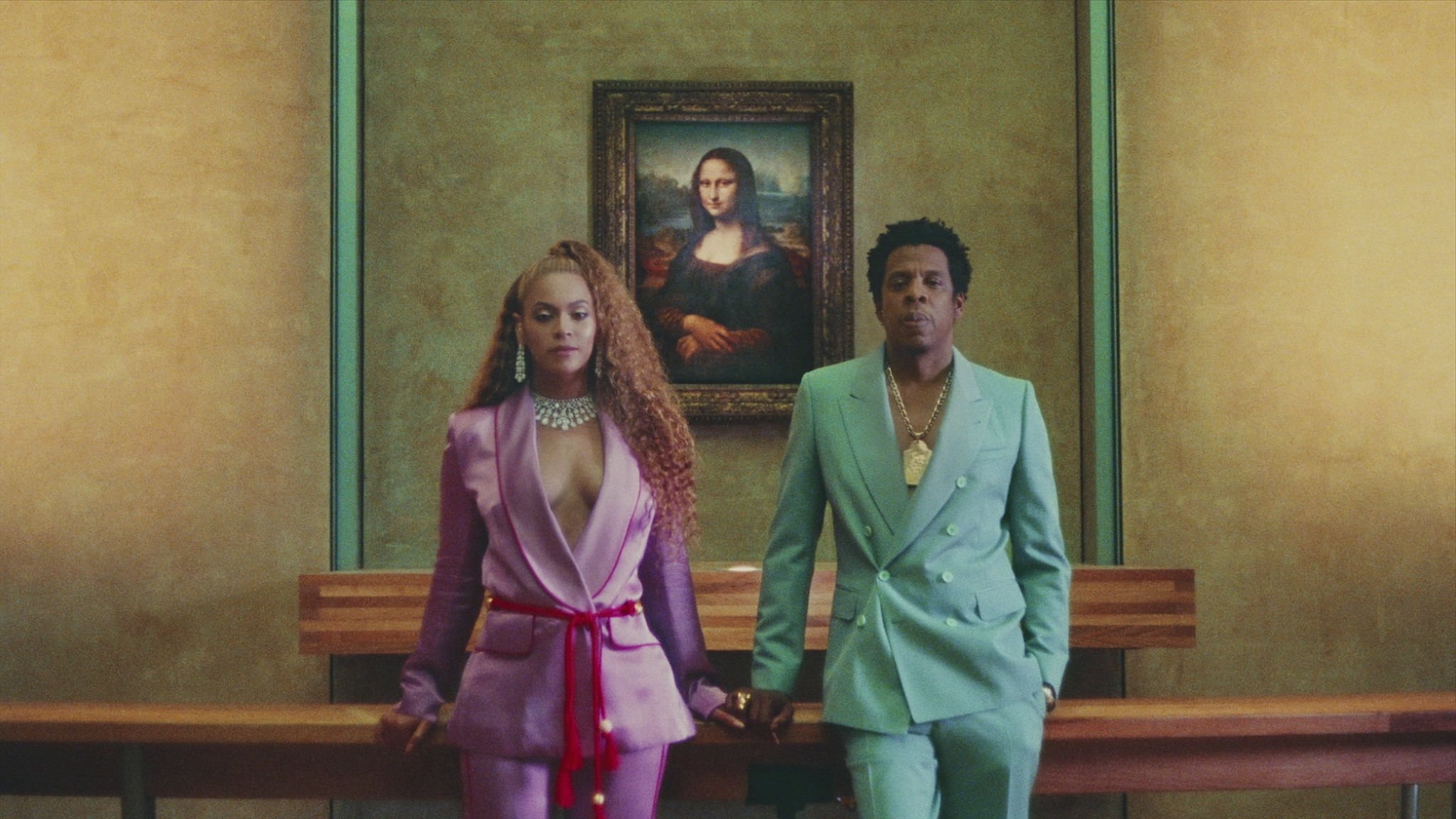 Beyonce, Louvre Müzesi’ne rekoru getirdi