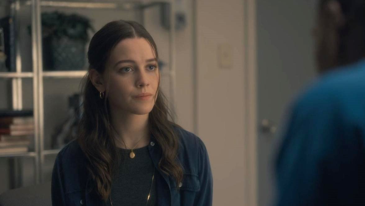 Victoria Pedretti, You dizisinin yeni başrolü!