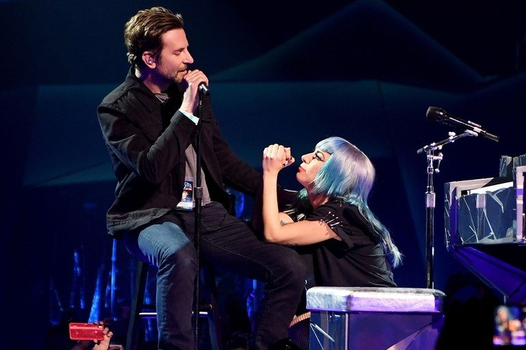 Lady Gaga ve Bradley Cooper, Oscar'da sahne alacak