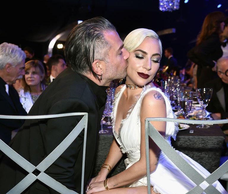 Lady Gaga nişanlısı Christian Carino’dan ayrıldı