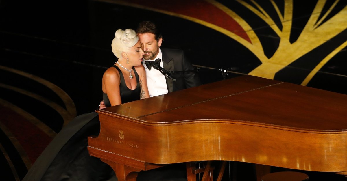 Lady Gaga ve Bradley Cooper'ın Oscar performansı